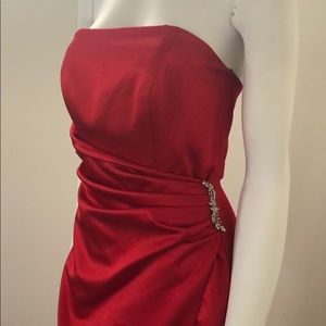 David’s Bridal Red Formal Dress